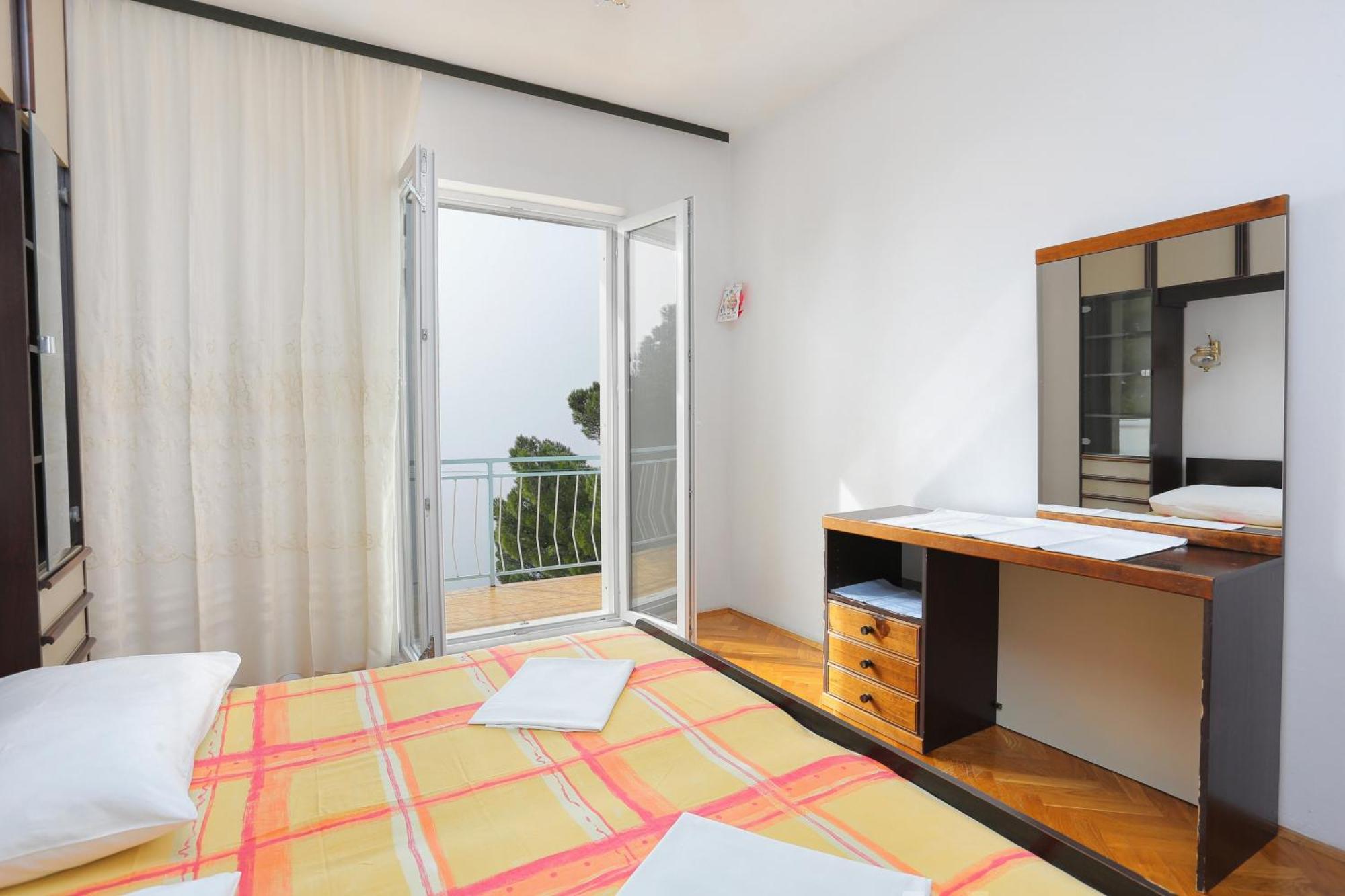 Rooms With A Parking Space Brela, Makarska - 17281 Cameră foto